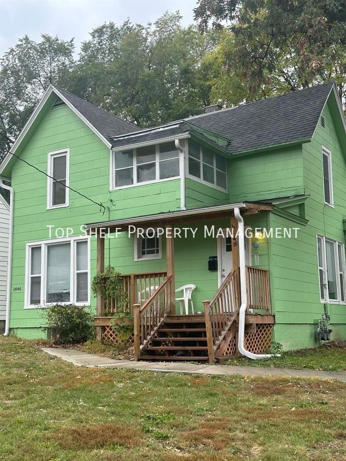 1446 34th St - Photo 2 of 10