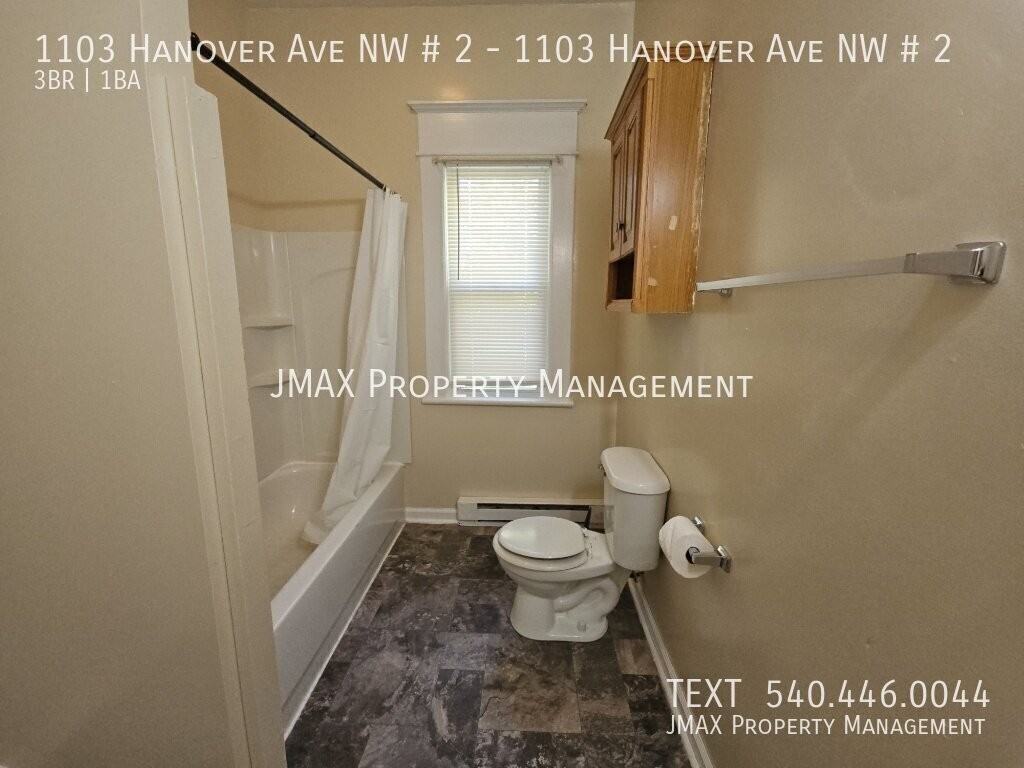 1103 Hanover Ave Nw - Photo 7 of 12