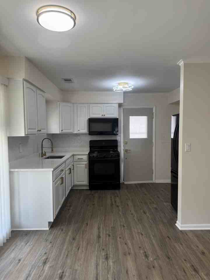 16225 Clifton Park Ave #NA - Photo 2 of 13
