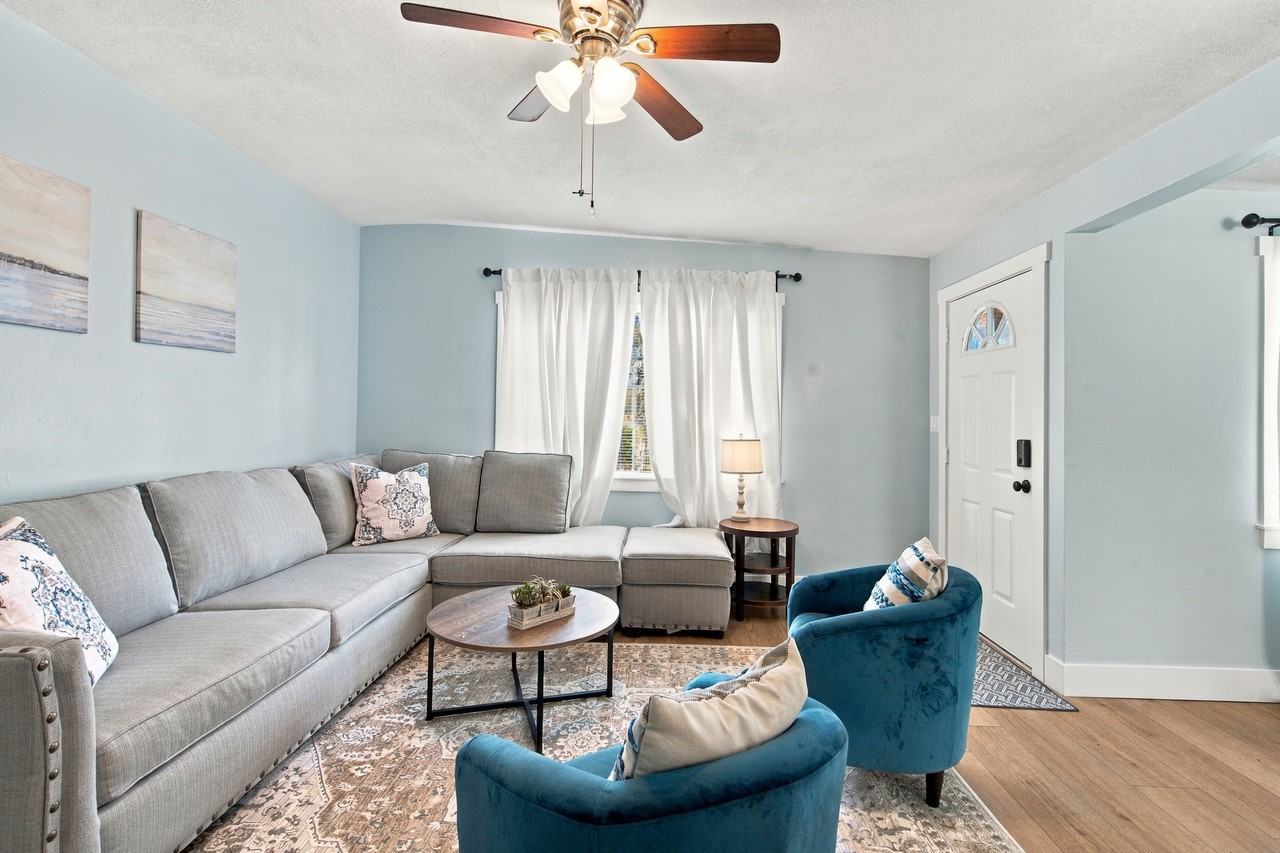 1221 Lynn Ave #NA - Photo 2 of 42