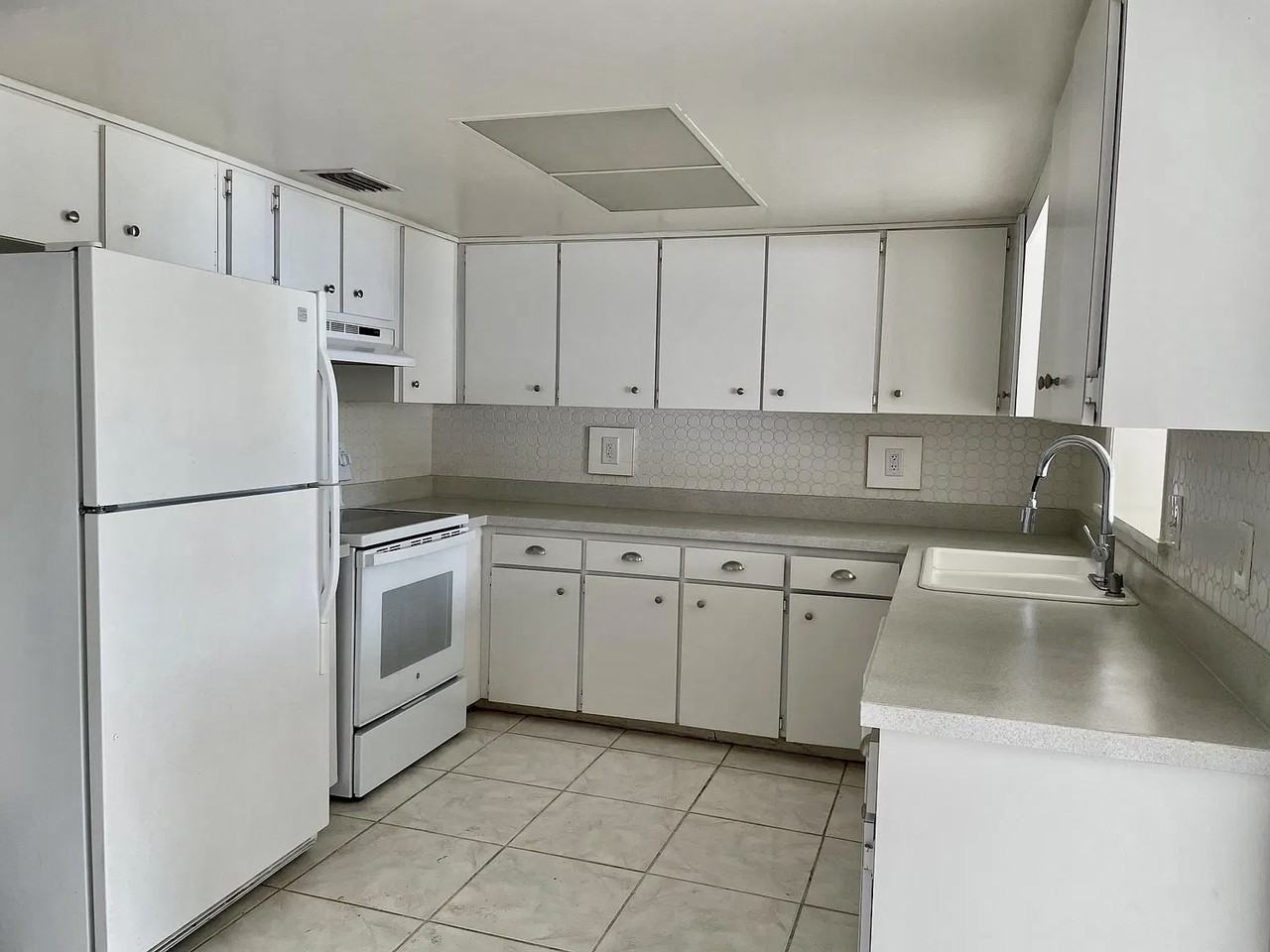 1547 Long St #NA - Photo 3 of 24