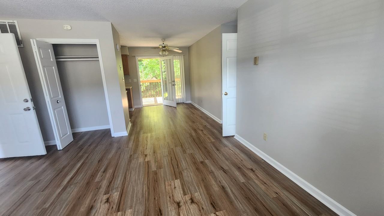 123 Gail Ln #4 - Photo 4 of 22