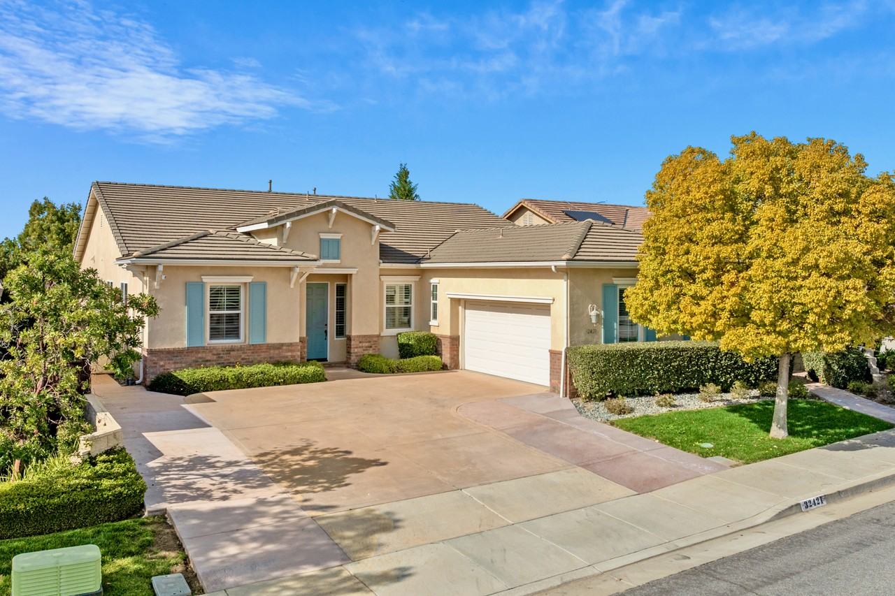 32421 Meadow Ridge Ln #NA - Photo 2 of 43