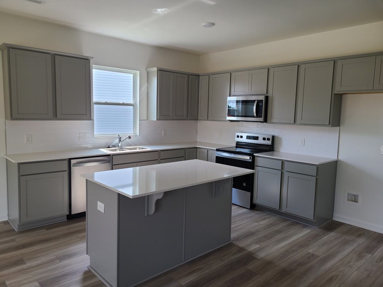 3837 Kindler Ct #NA - Photo 5 of 17