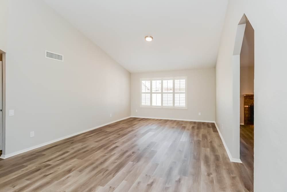 7917 W Dreyfus Dr #NA - Photo 3 of 14