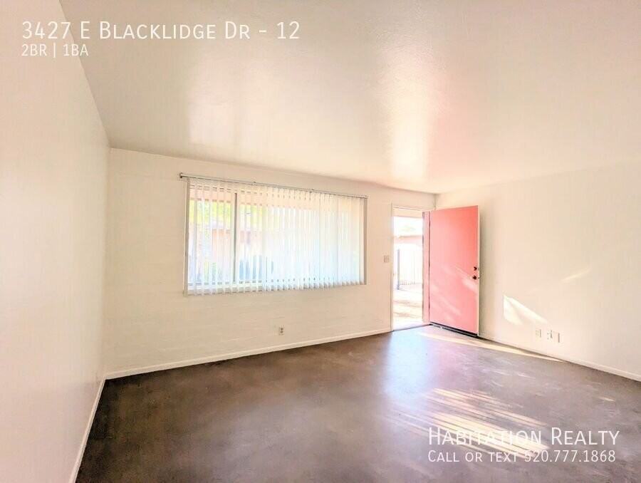 3427 E Blacklidge Dr #12 - Photo 4 of 14