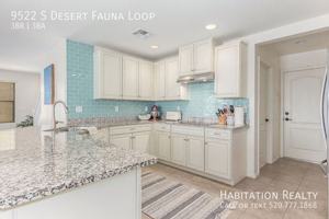 featured image of 9522 S Desert Fauna Loop