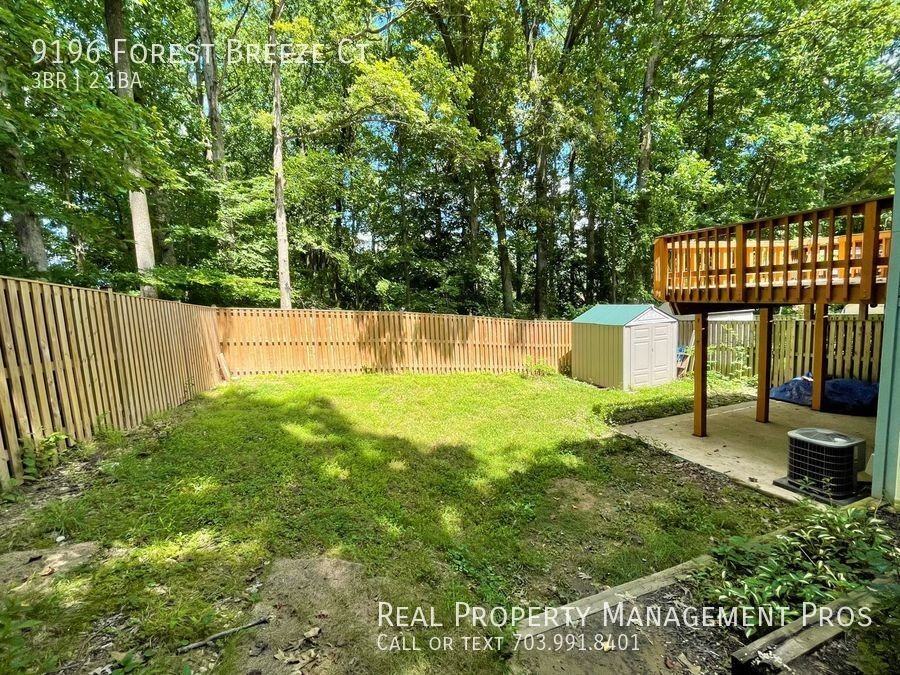 9196 Forest Breeze Ct - Photo 4 of 36