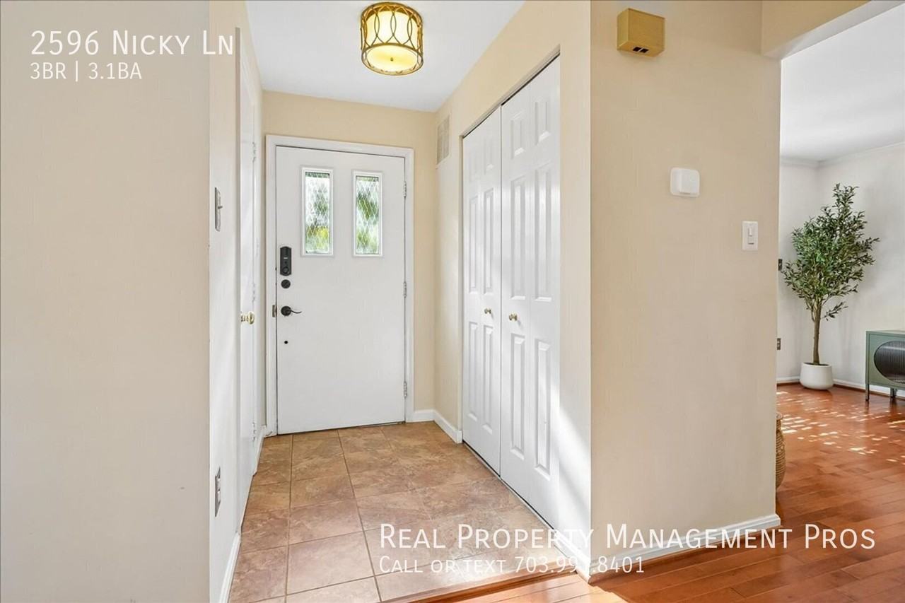 2596 Nicky Ln - Photo 3 of 50