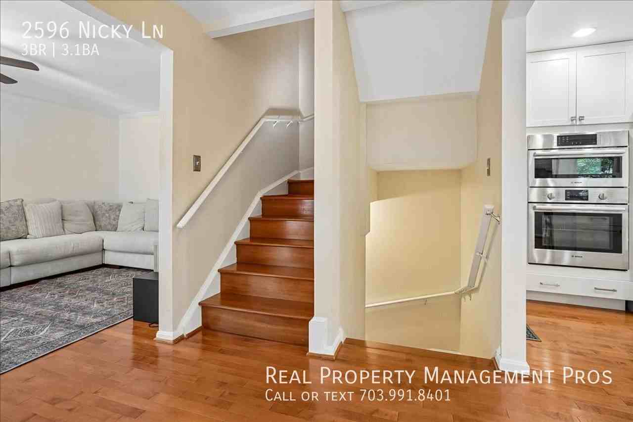 2596 Nicky Ln - Photo 4 of 50