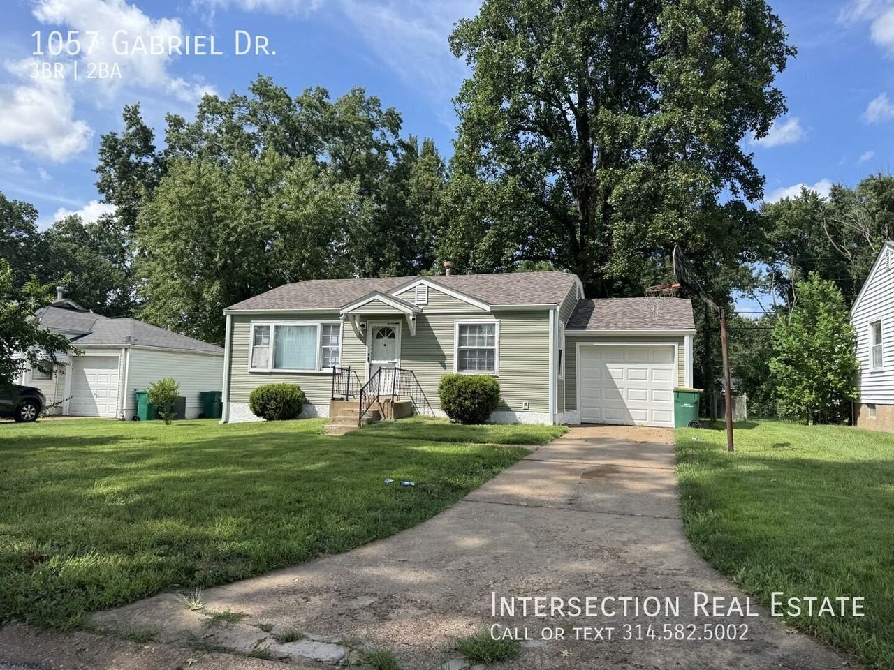 1057 Gabriel Dr - Photo 2 of 20