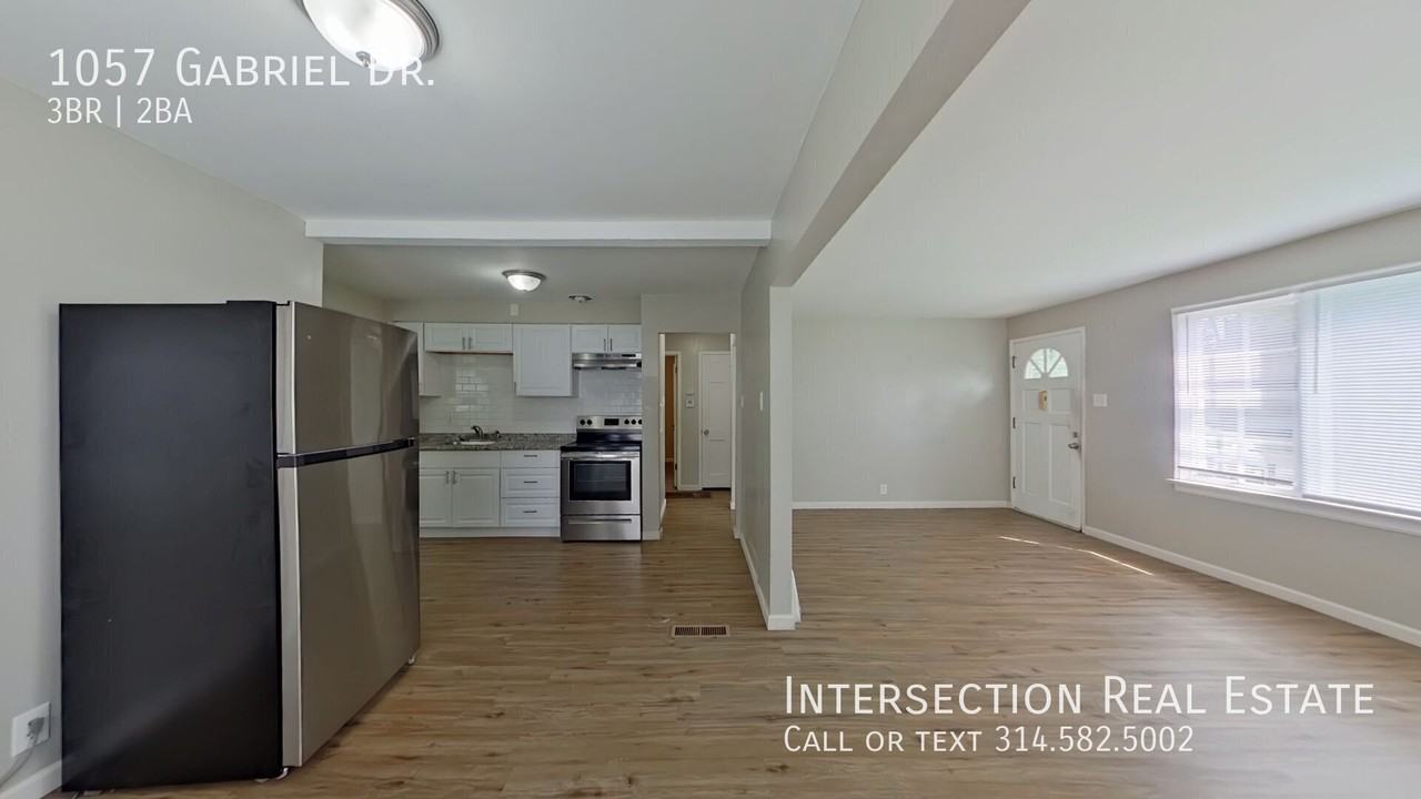 1057 Gabriel Dr - Photo 4 of 20