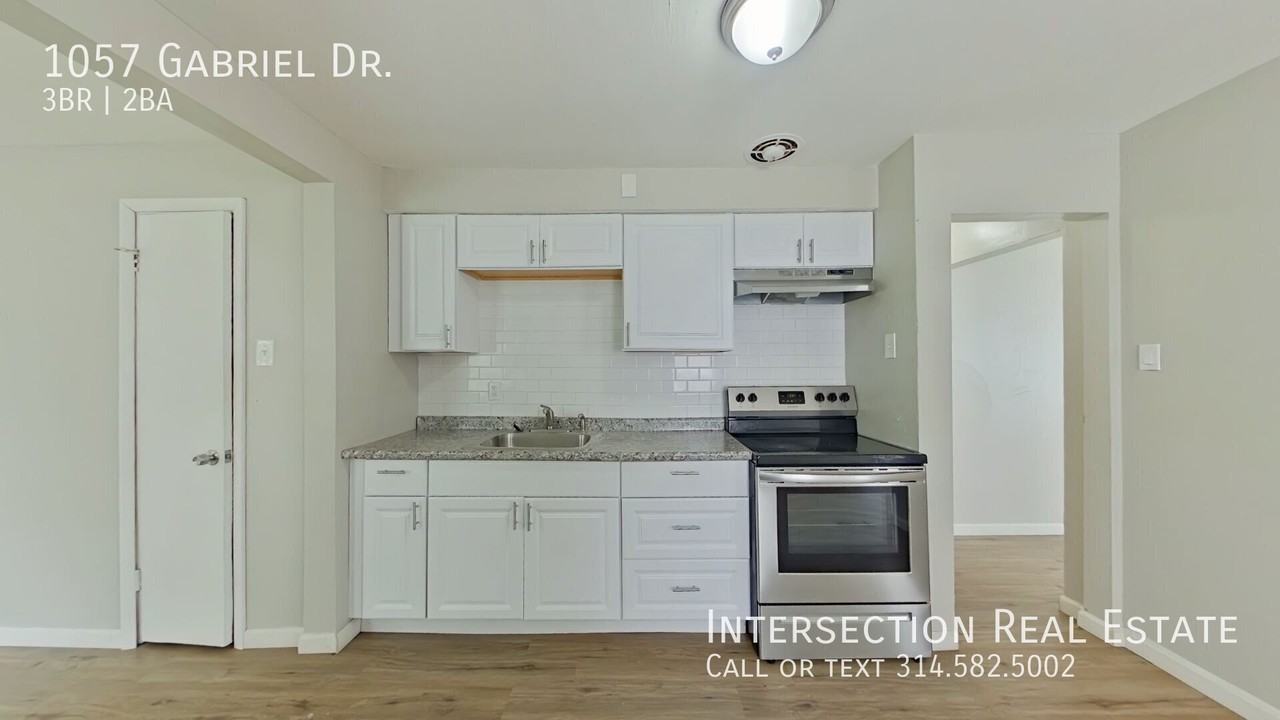 1057 Gabriel Dr - Photo 6 of 20