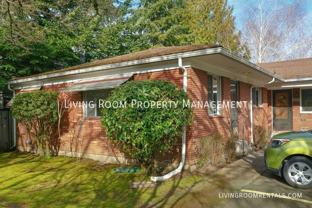 8609 N Leonard St - Photo 1 of 1