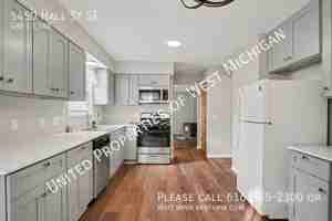 featured image of 5450 Hall St Se