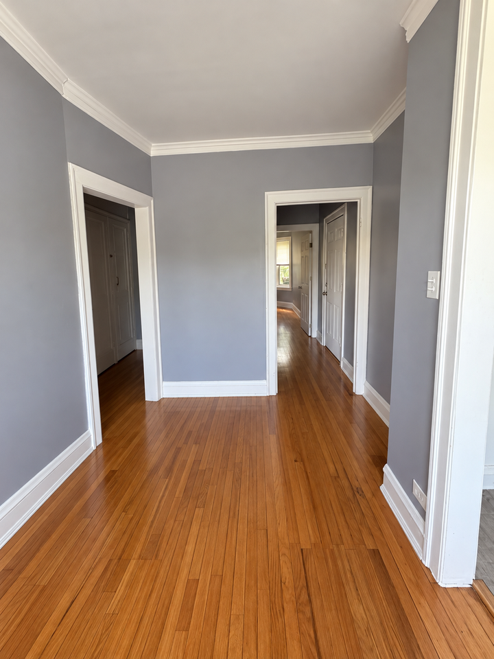 104 E 70th St #2 - Photo 3 of 6