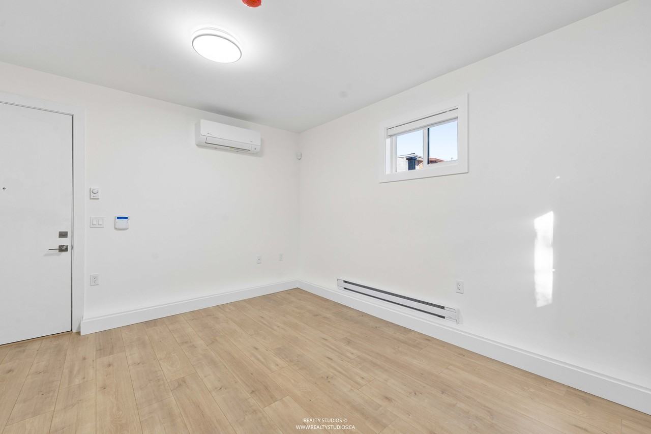 11394 86A Avenue - Photo 2 of 26