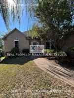 featured image of 2539 Beaumont Dr