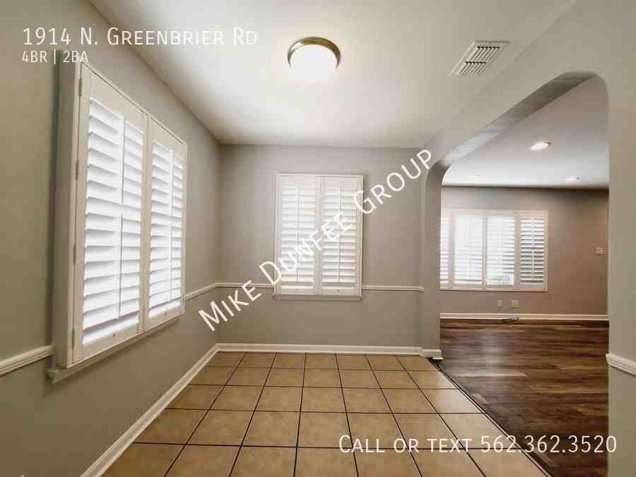1914 N Greenbrier Rd - Photo 7 of 42