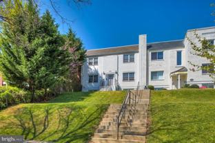 1952 3rd St Ne #201 - Photo 1 of 1