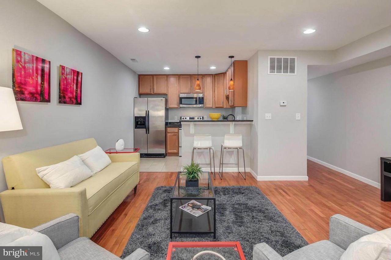 1952 3rd St Ne #201 - Photo 6 of 14