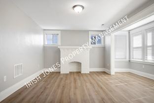 944 E Lovejoy St #REAR - Photo 1 of 1