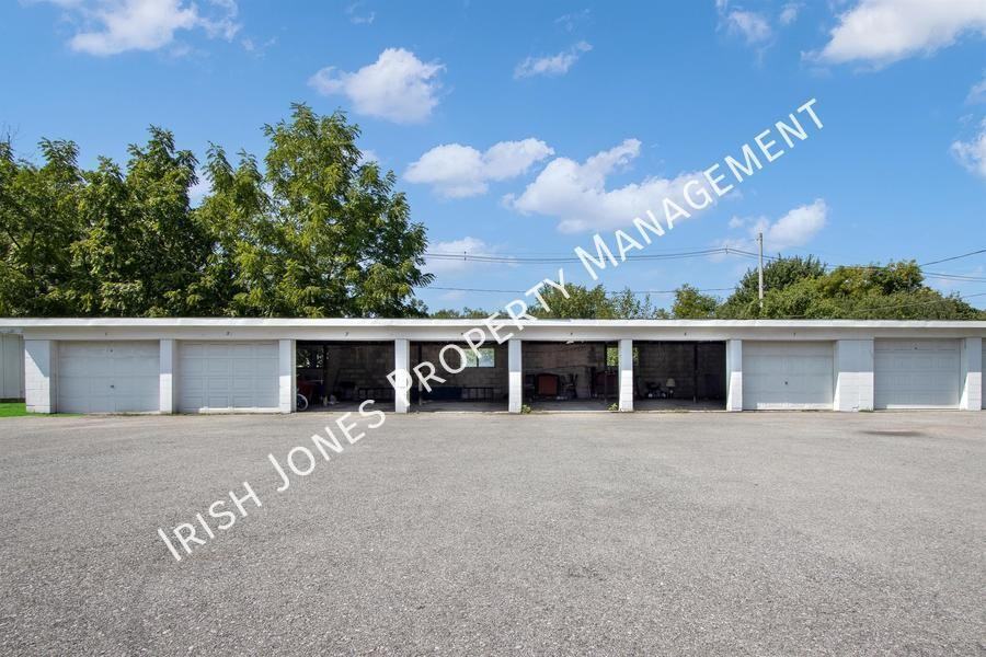880 Millersport Hwy #4 - Photo 2 of 15