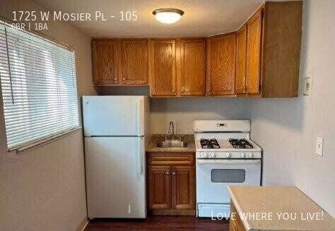 1725 W Mosier Pl #105 - Photo 6 of 9