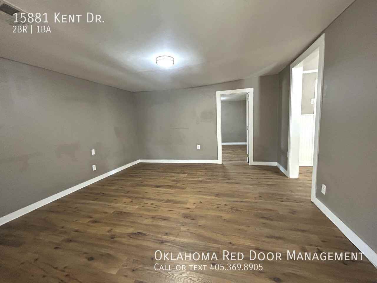 15881 Kent Dr - Photo 2 of 16