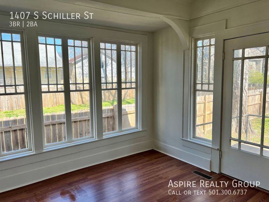 1407 S Schiller St - Photo 5 of 14