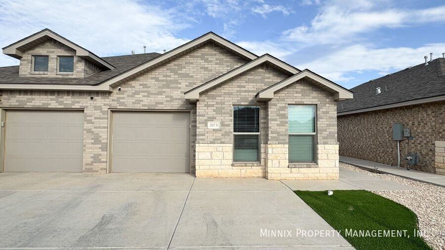 2107 Langford Ave #B - Photo 2 of 26