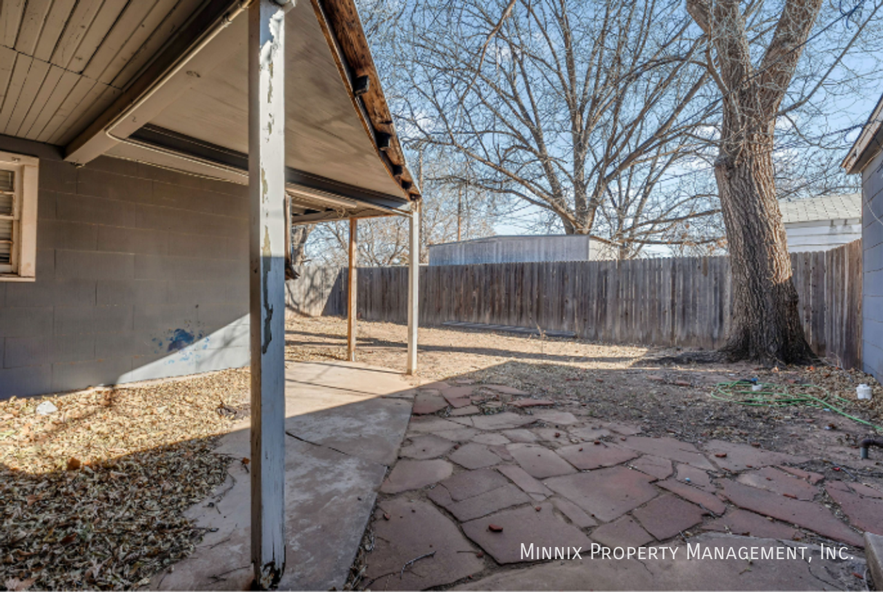 2509 Knoxville Ave #A - Photo 2 of 9