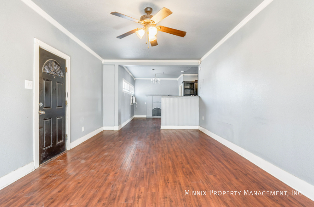 2509 Knoxville Ave #A - Photo 7 of 9