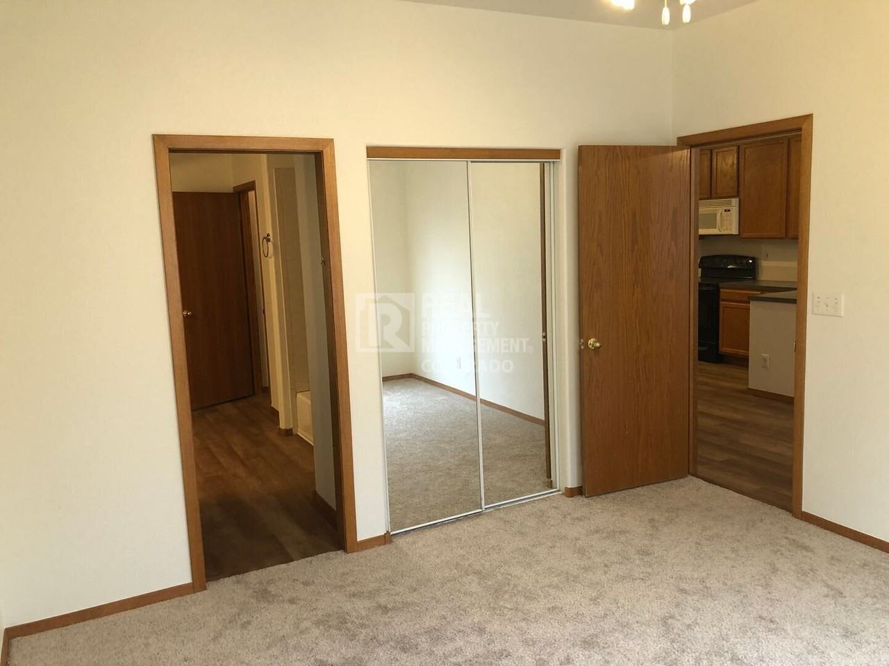2502 Begonia Ct - Photo 5 of 14
