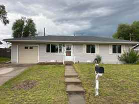 1620 Main St - Photo 1 of 1