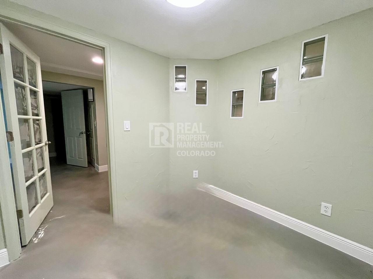 2952 E Fremont Dr - Photo 6 of 12