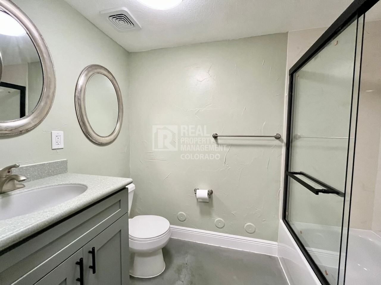 2952 E Fremont Dr - Photo 7 of 12