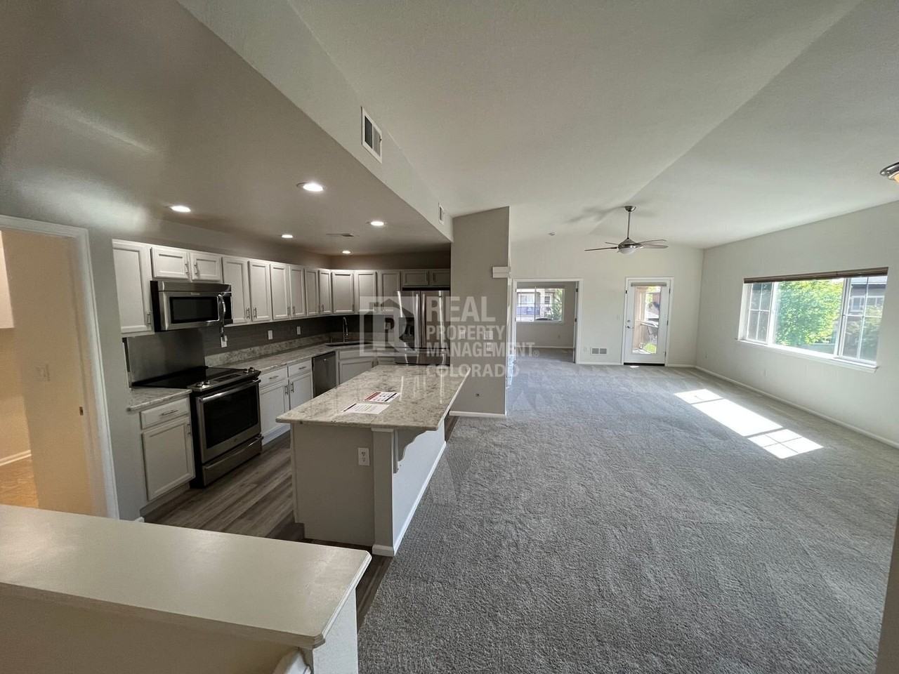 1122 Olympia Ave #C - Photo 2 of 16