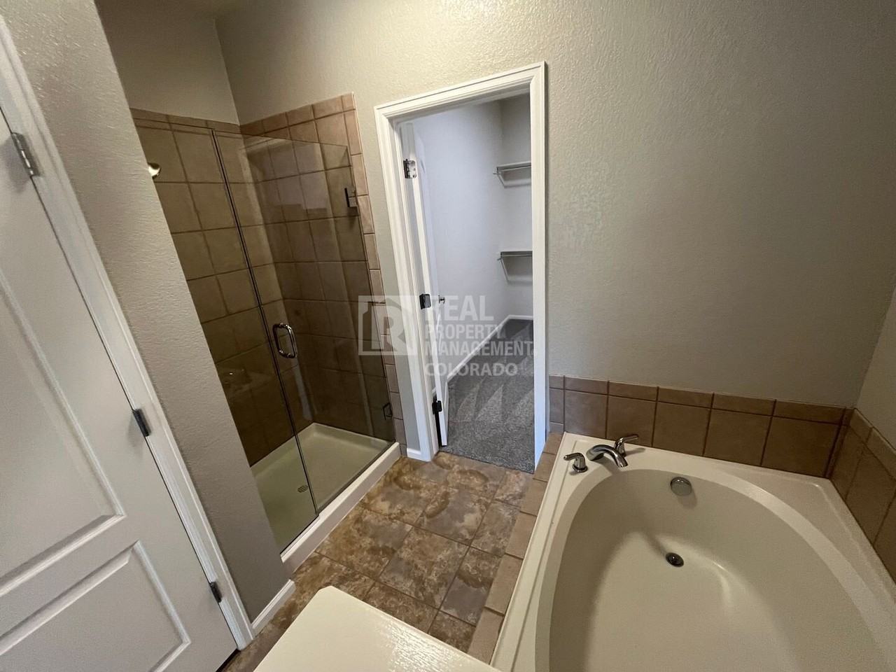 1122 Olympia Ave #C - Photo 6 of 16