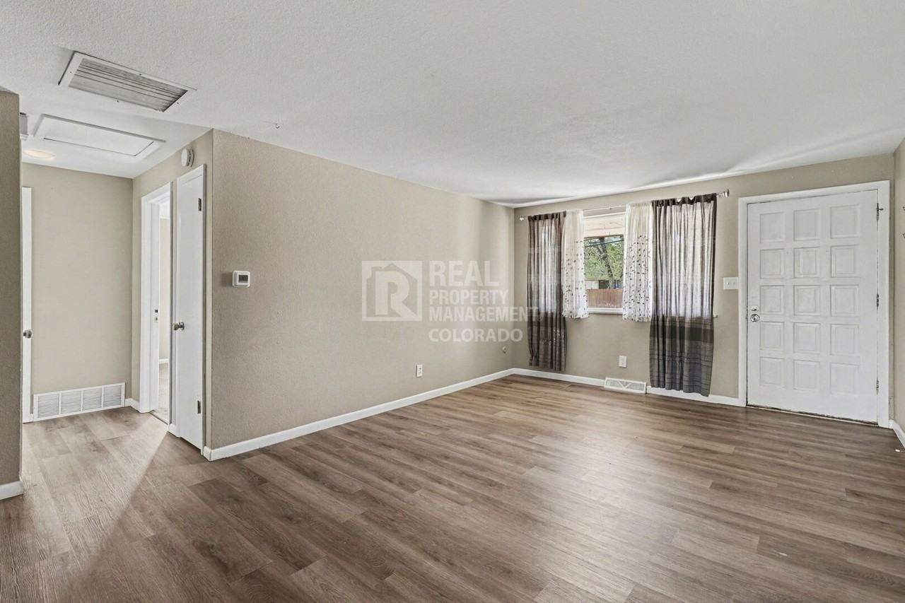 12473 W 8th Ave - Photo 4 of 22