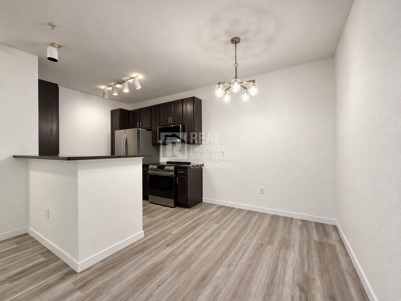 17209 Wilde Ave #106 - Photo 5 of 15
