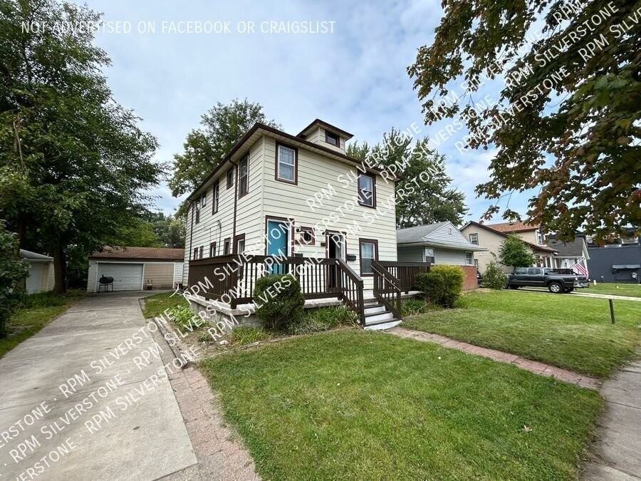 50 W Bernhard Ave - Photo 2 of 18