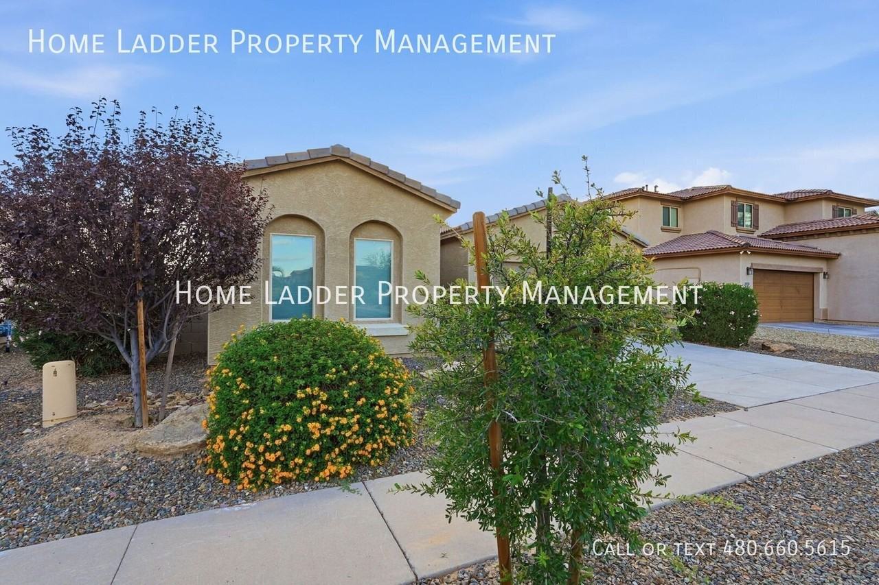 26324 N 165th Dr - Photo 3 of 39