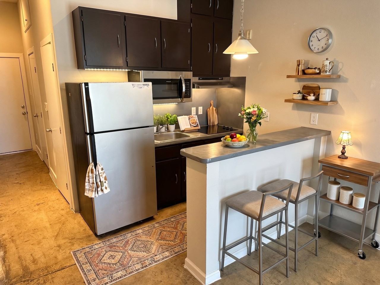 710 S Medina #203 - Photo 2 of 30