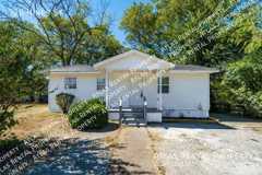 326 Hine St S - Photo 1 of 1