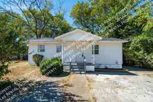 featured image of 326 Hine St S