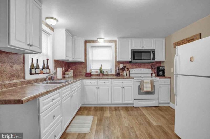 357 Lindbergh Ave #25 - Photo 3 of 13