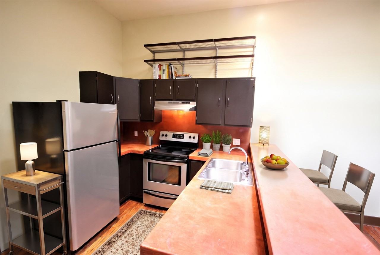 319 S Flores St #M208 - Photo 5 of 31
