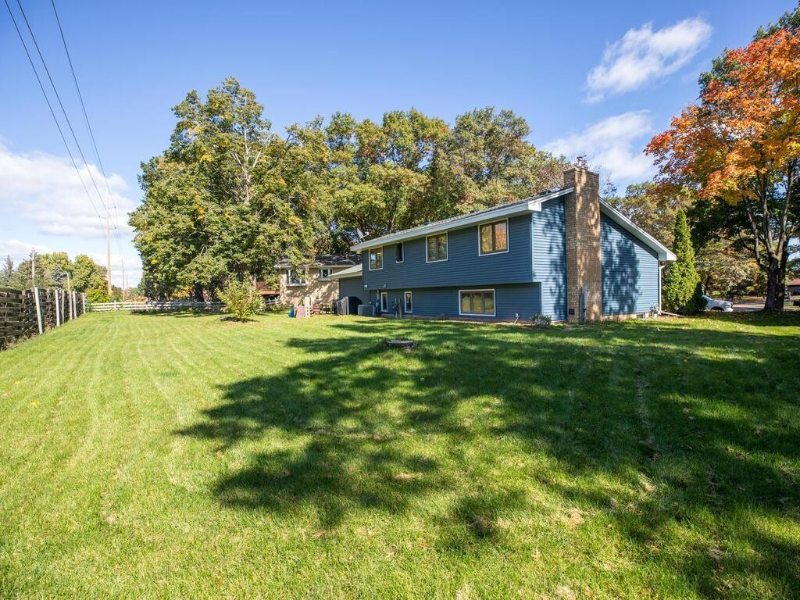 190 109th Ln Nw - Photo 5 of 32