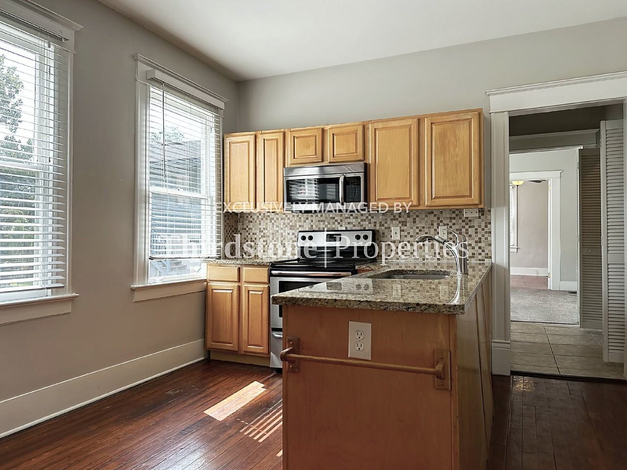 2358 Forbes St - Photo 7 of 29